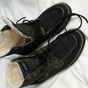 Sperry mens grey canvas and black suede wool blend lined boots. Size 11
